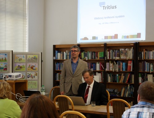Prezentácia Tritius - knižničný systém novej generácie (webový knižničný systém predstavil Ing. Jiří Šilha z firmy LANius s.r.o.) Webový knižničný systém Tritius